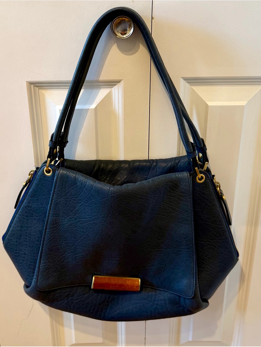 Smythson Dark Teal Leather Shoulder Bag Green
Interior Gold Hardware Flap Bag